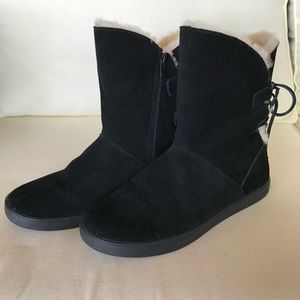 Koolaburra by Ugg “Shazi” short boot